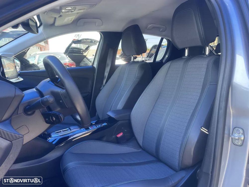 Peugeot e-208 50 kWh Allure - 17