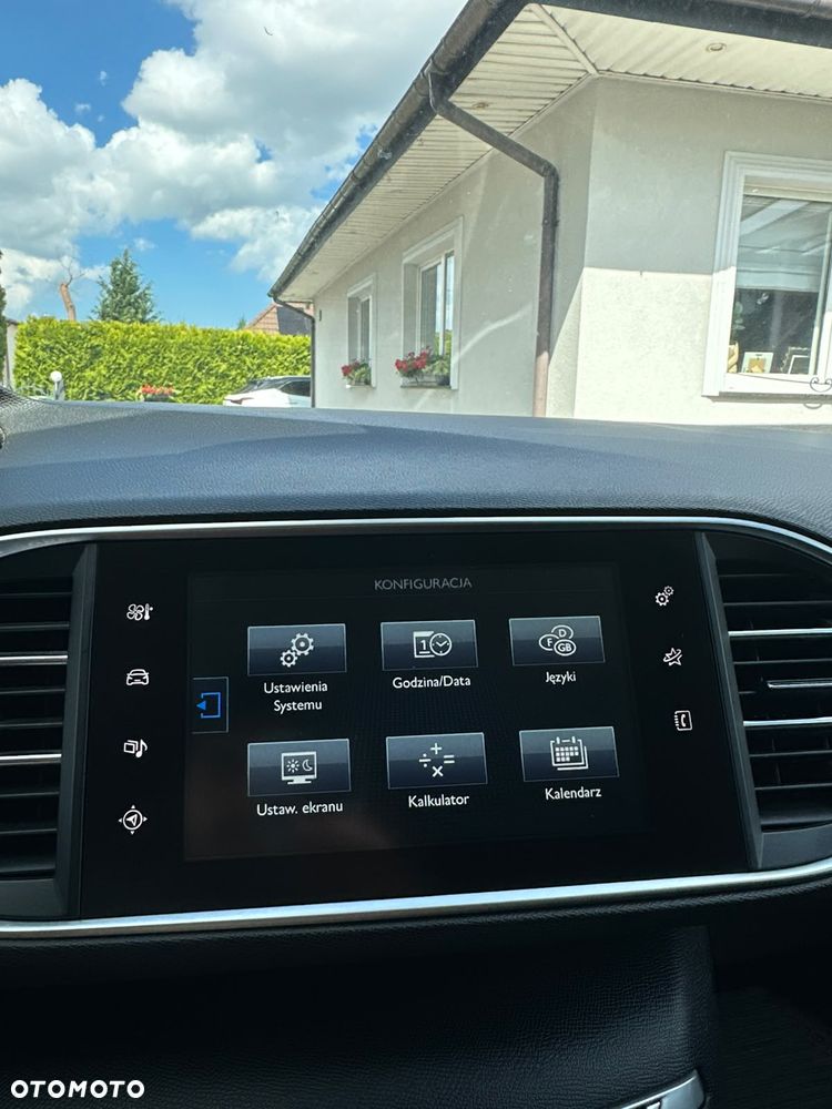 Peugeot 308 BlueHDi 150 Automatik Stop & Start Allure - 24