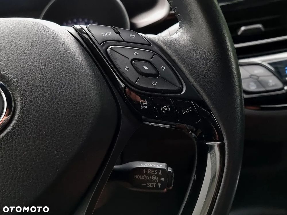 Toyota C-HR 1.8 Hybrid Prestige - 32