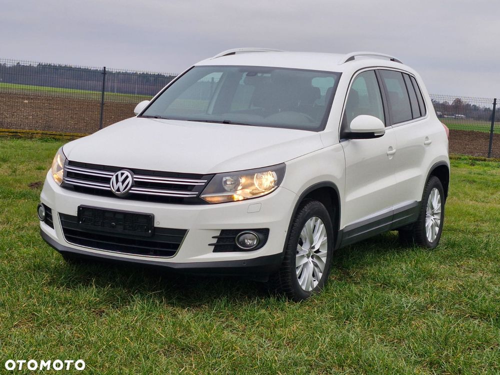 Volkswagen Tiguan - 1