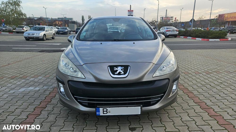 Peugeot 308 - 1