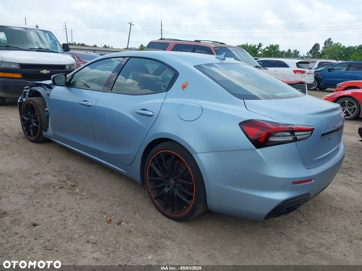Maserati Ghibli - 7