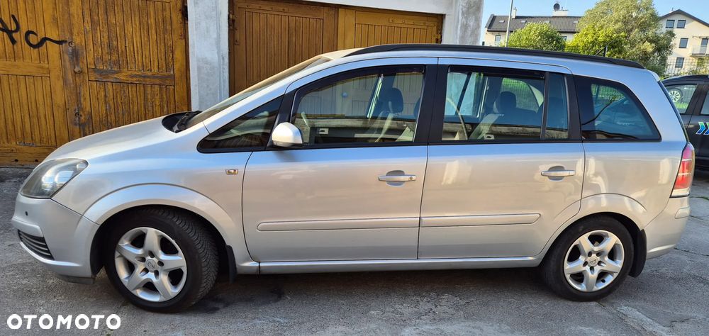 Opel Zafira 1.6 Cosmo - 5