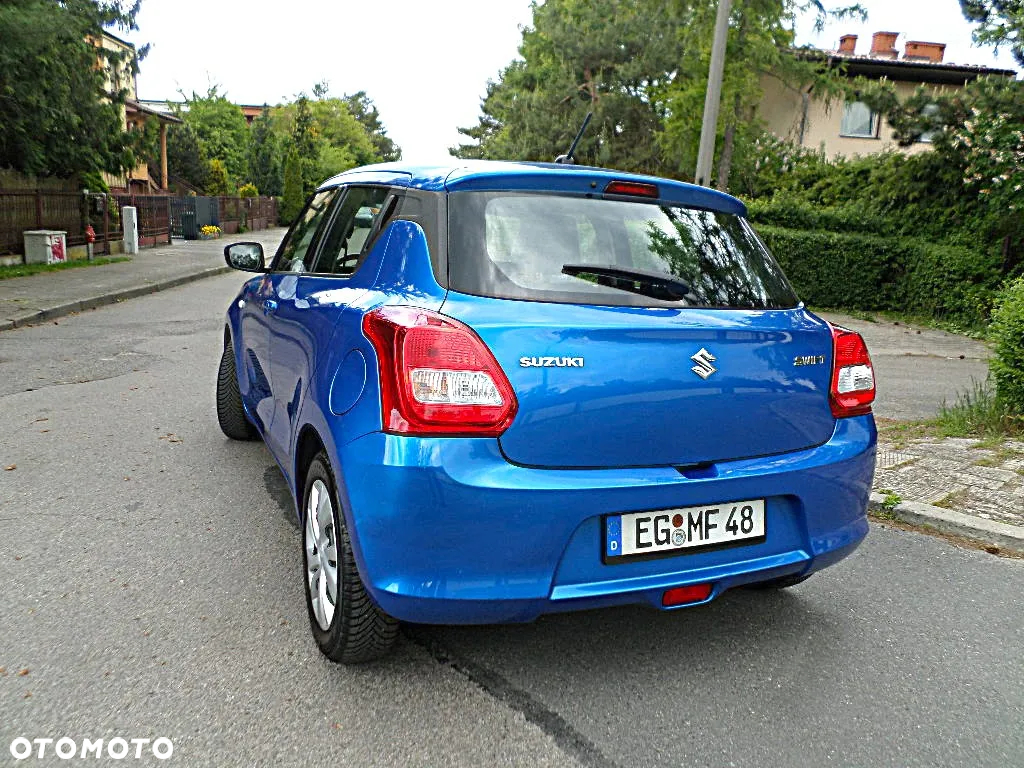 Suzuki Swift 1.2 Premium - 3