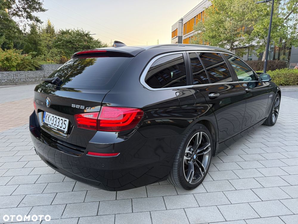 BMW Seria 5 525d Touring Modern Line - 6