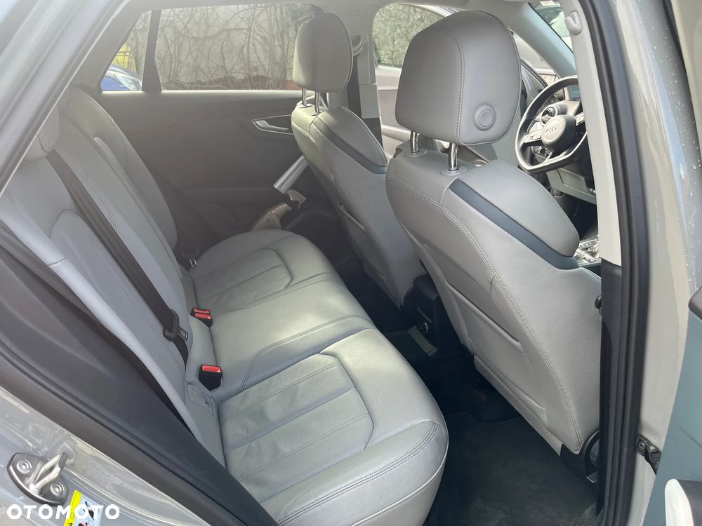 Audi Q2 35 TDI quattro S tronic design - 13