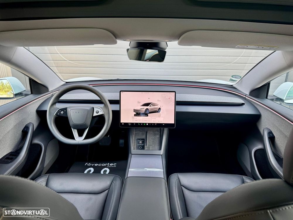 Tesla Model 3 Tração Traseira Premium - 25