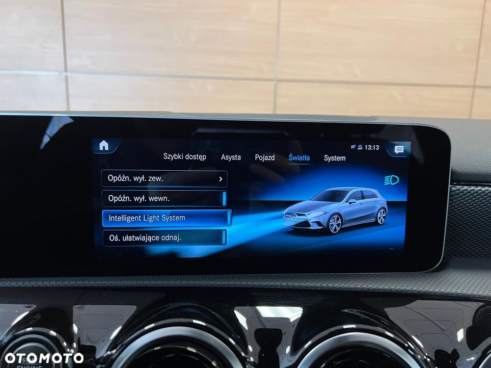 Mercedes-Benz Klasa A 200 7G-DCT - 22