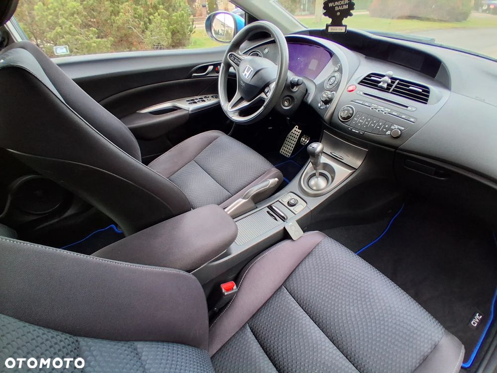 Honda Civic 1.4 i-VTEC Edition X - 27