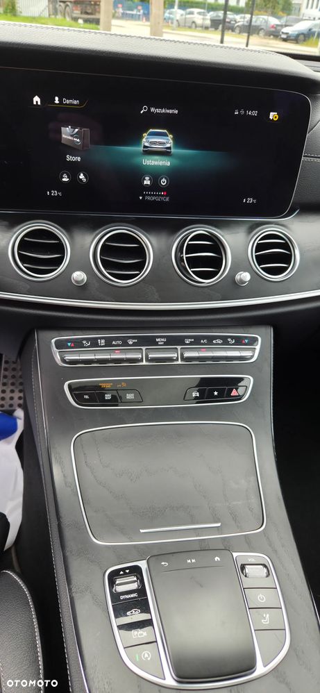 Mercedes-Benz Klasa E 400 d 4Matic 9G-TRONIC AMG Line - 27