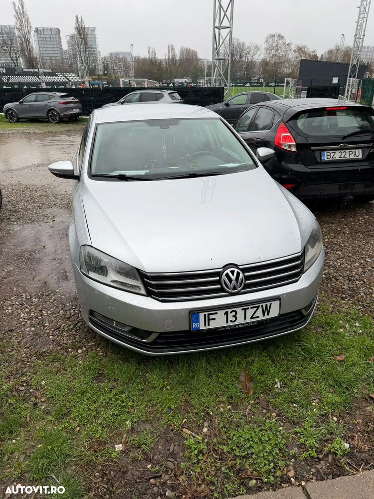 Volkswagen Passat 2.0 TDI BlueMotion Technology DSG Highline - 1
