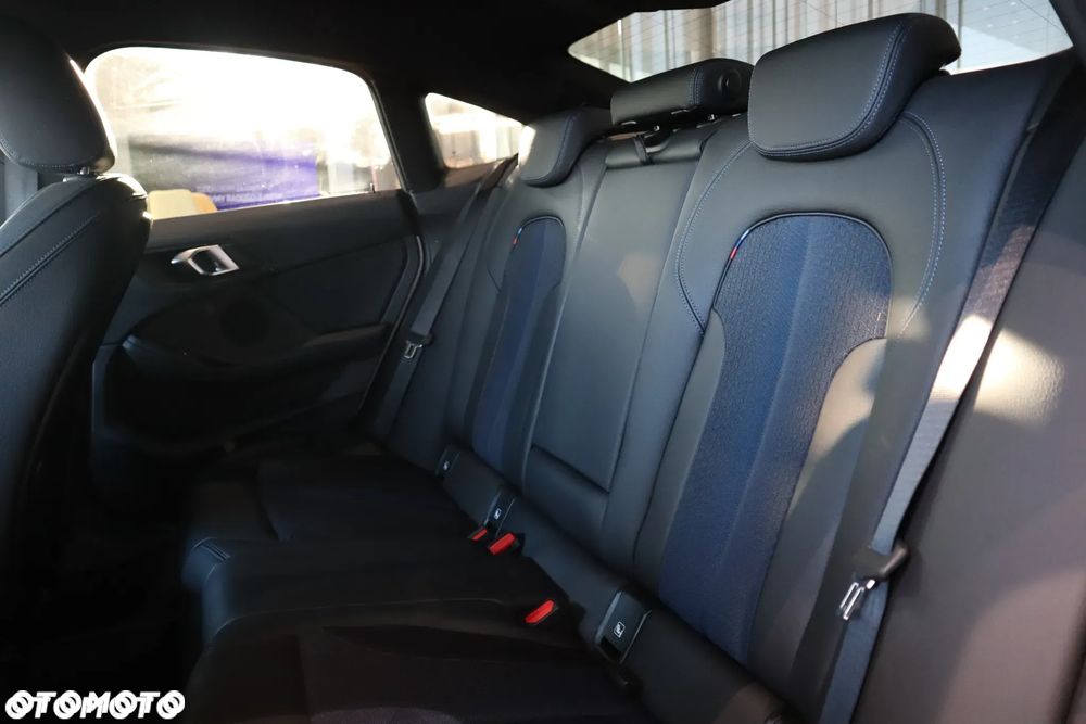 BMW Seria 2 218i M Sport sport - 21