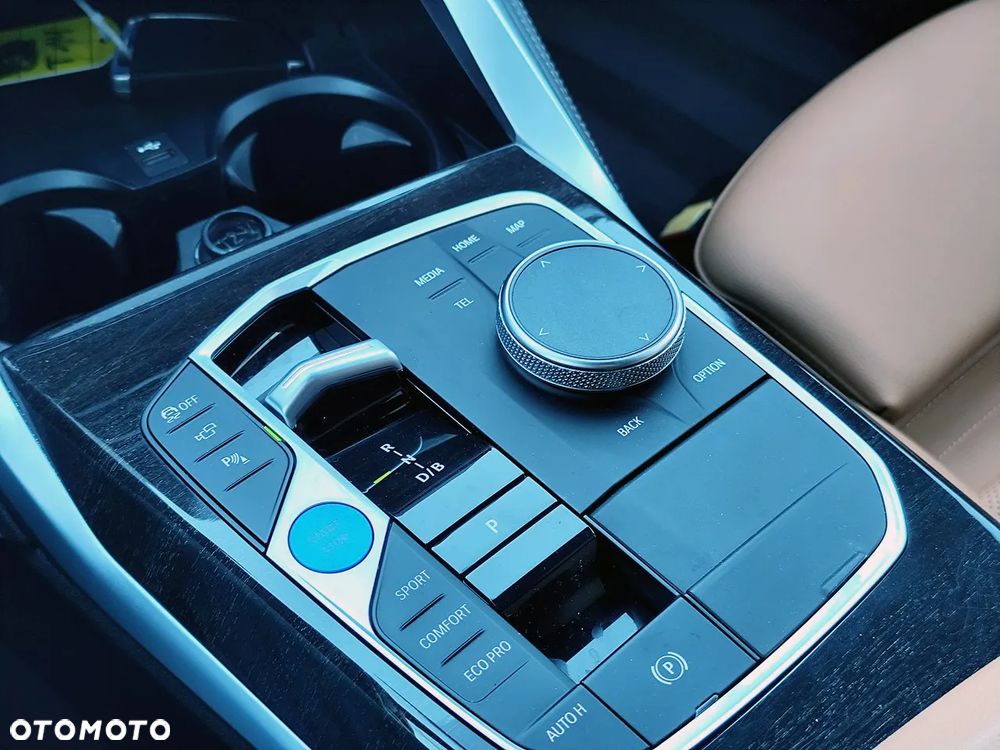 BMW i4 83.9kWh M50 xDrive - 36