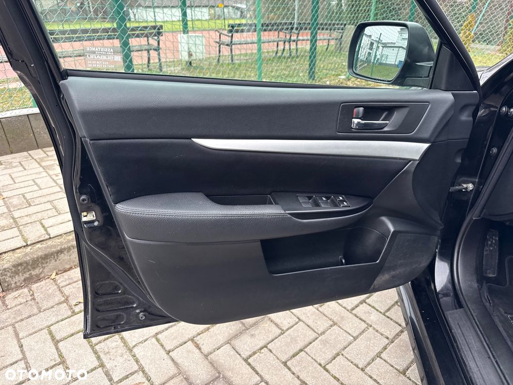 Subaru Legacy 2.0i Lineartronic Trend - 10