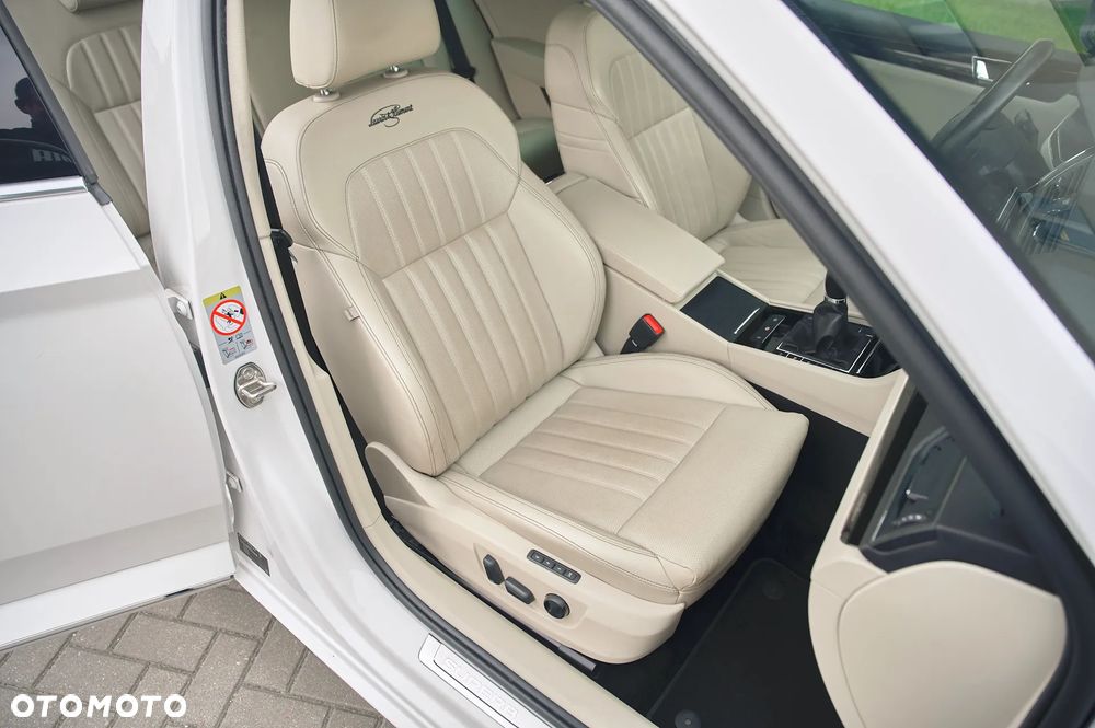 Skoda Superb 2.0 TDI L&K - 22
