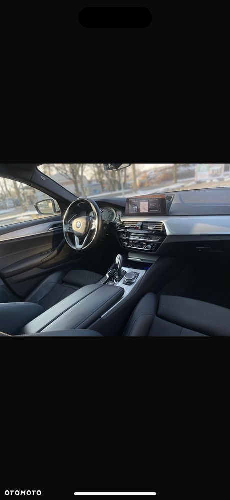 BMW Seria 5 520d xDrive Sport - 8