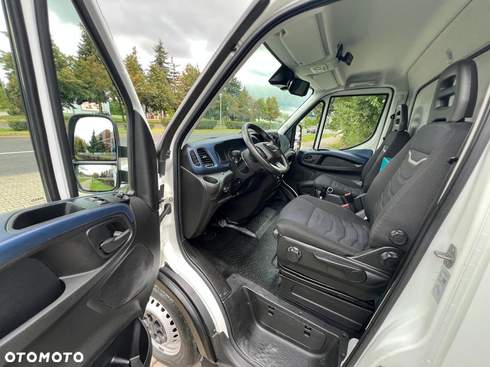 Iveco DAILY 35-140 HI-MATIC KONTENER MROŹNIA WINDA DHOLLANDIA 74.000 KM - 33