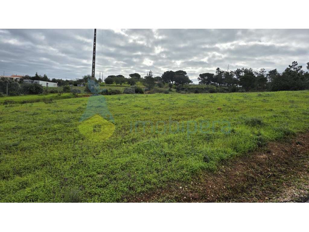 Terreno rústico de 9430m2 em Porches - Grande imagem: 2/6