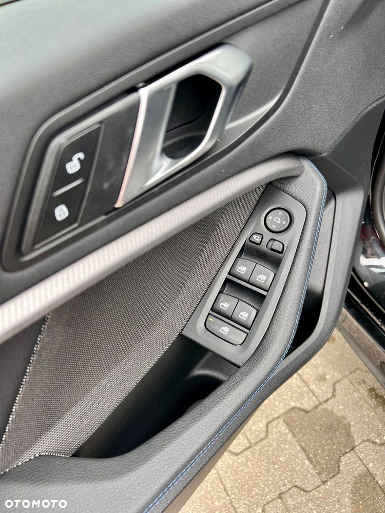 BMW Seria 1 120i M Sport - 11