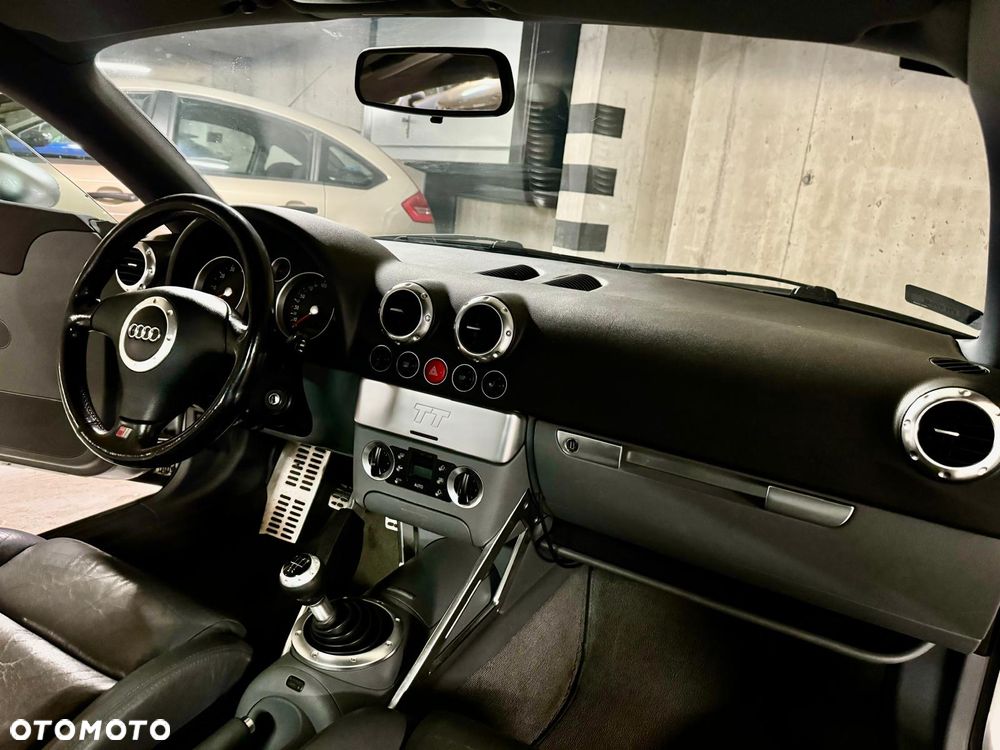 Audi TT Coupé 1.8 T - 16