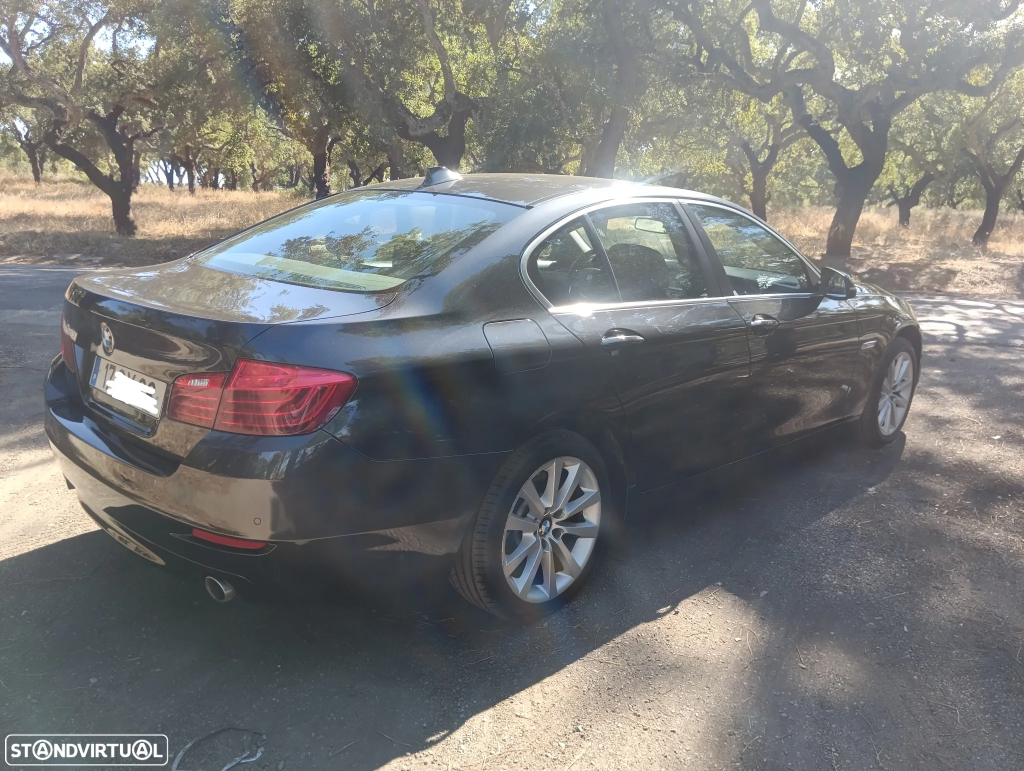 BMW 535 d xDrive Exclusive Auto - 23