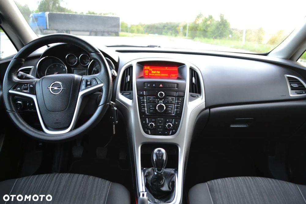 Opel Astra - 16