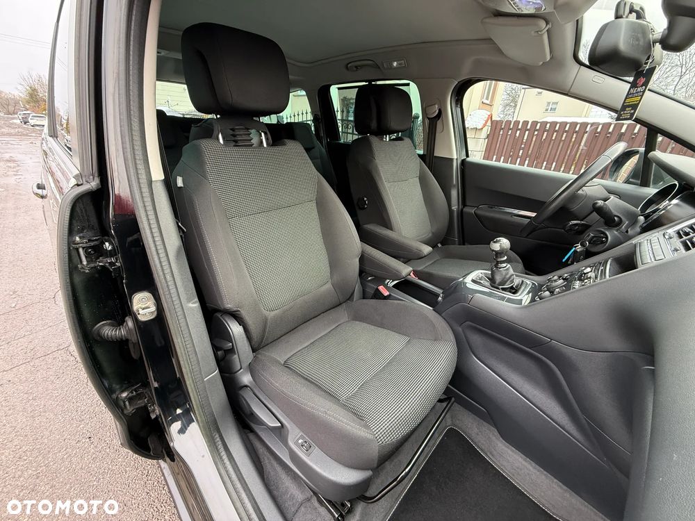 Peugeot 5008 2.0 HDi Family 7os - 25