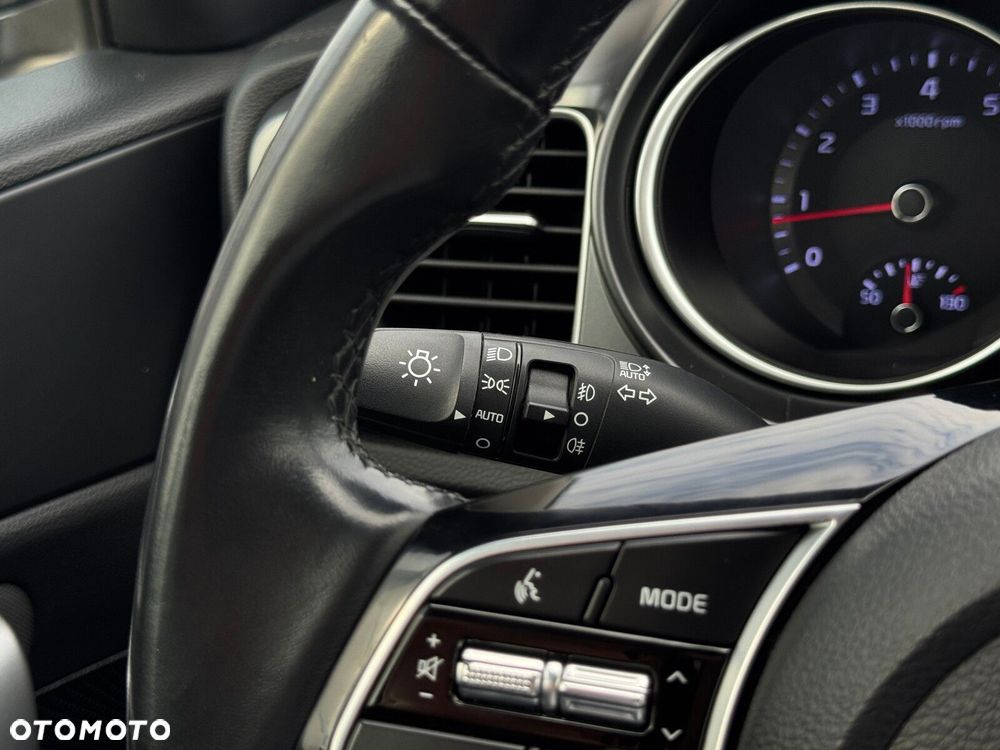 Kia Ceed 1.5 T-GDI M - 22