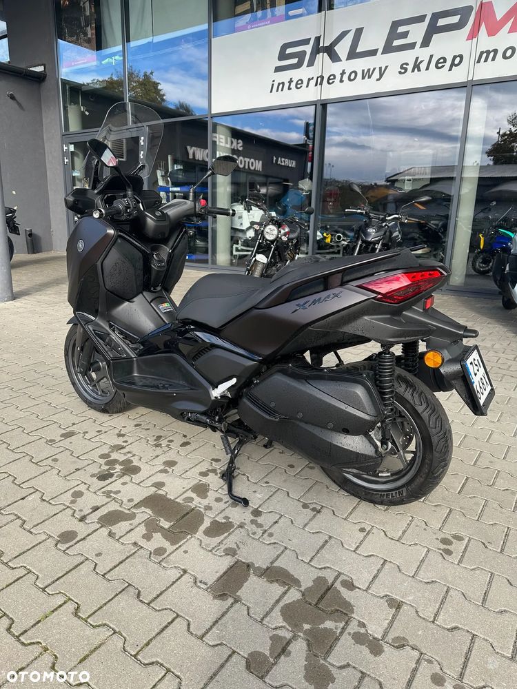Yamaha X-max - 4