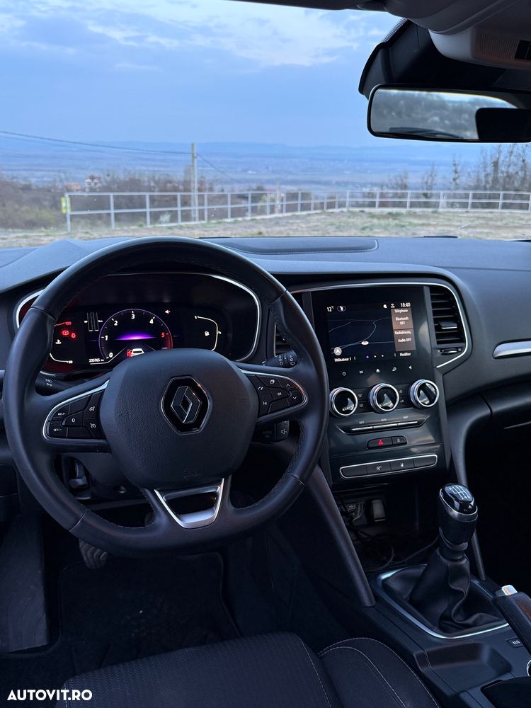 Renault Megane BLUE dCi 115 BUSINESS EDITION - 17