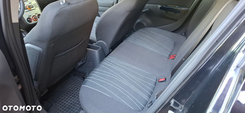 Opel Corsa 1.2 16V Catch me - 11