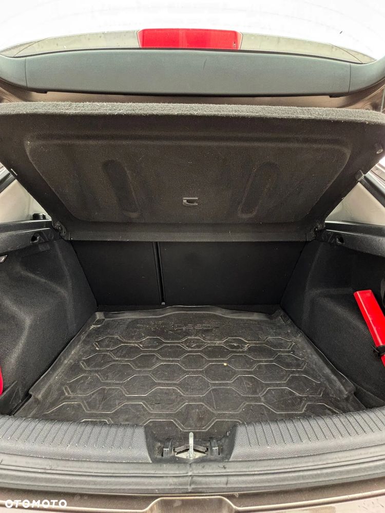 Kia Ceed 1.4 CVVT Attract Plus - 12