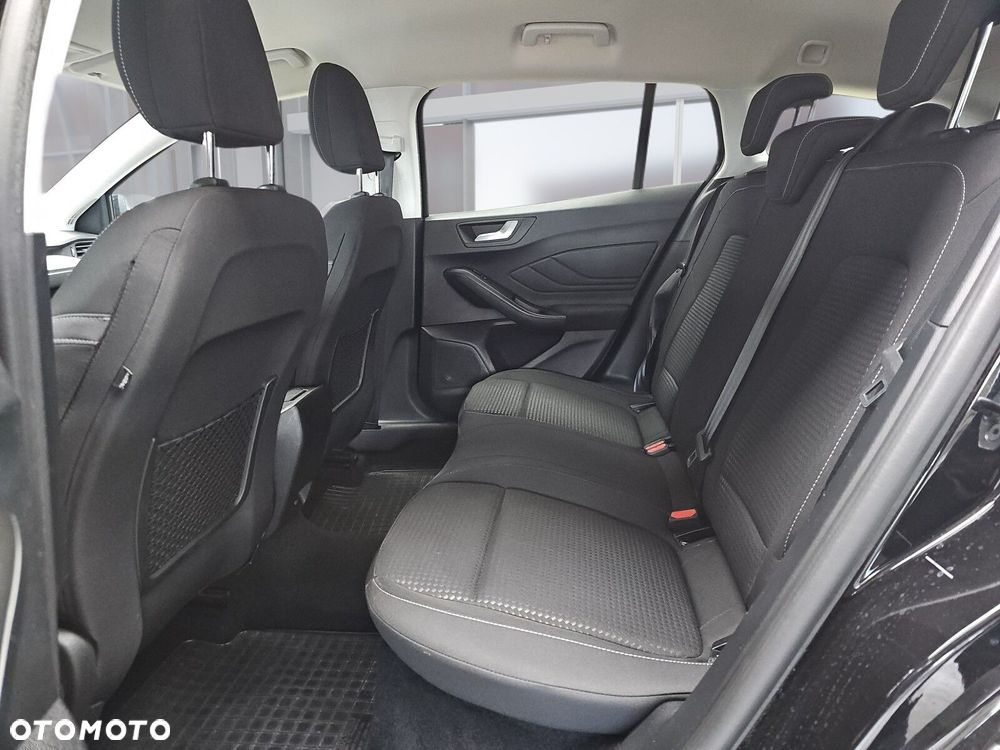 Ford Focus 1.5 EcoBlue SCR Connected - 31