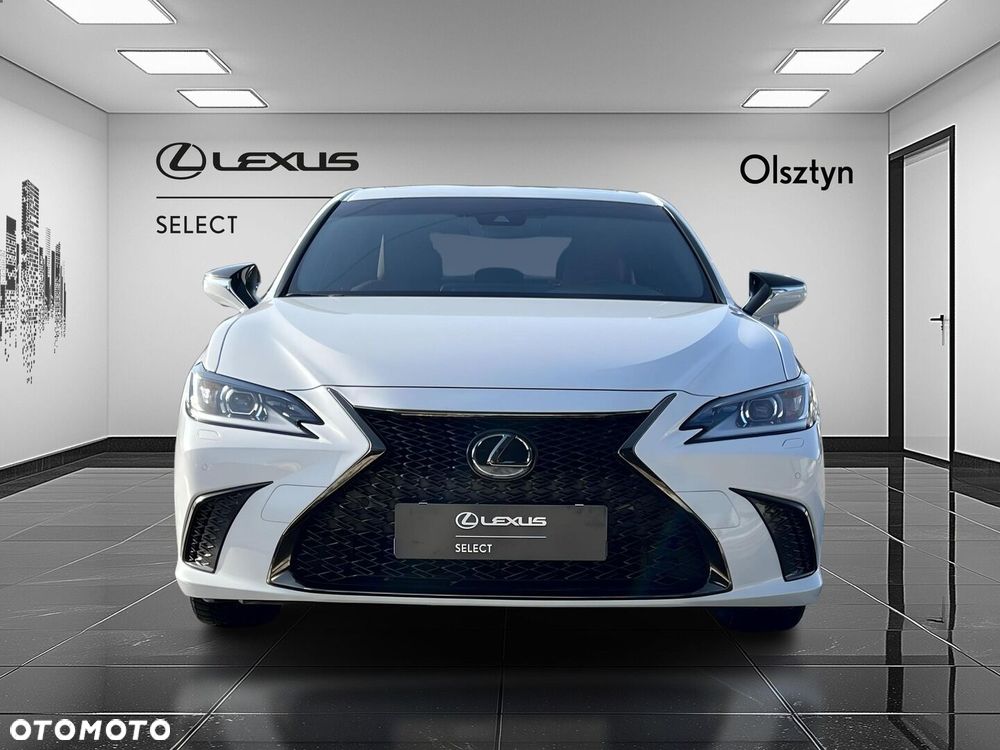 Lexus ES 300h F Sport Design - 9