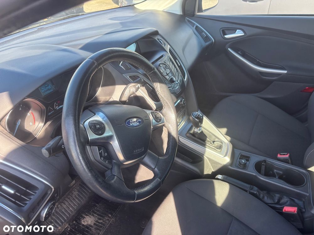 Ford Focus 1.6 TDCi Edition - 10