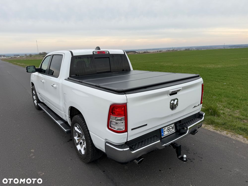RAM 1500 5.7 Crew Cab Bighorn - 4