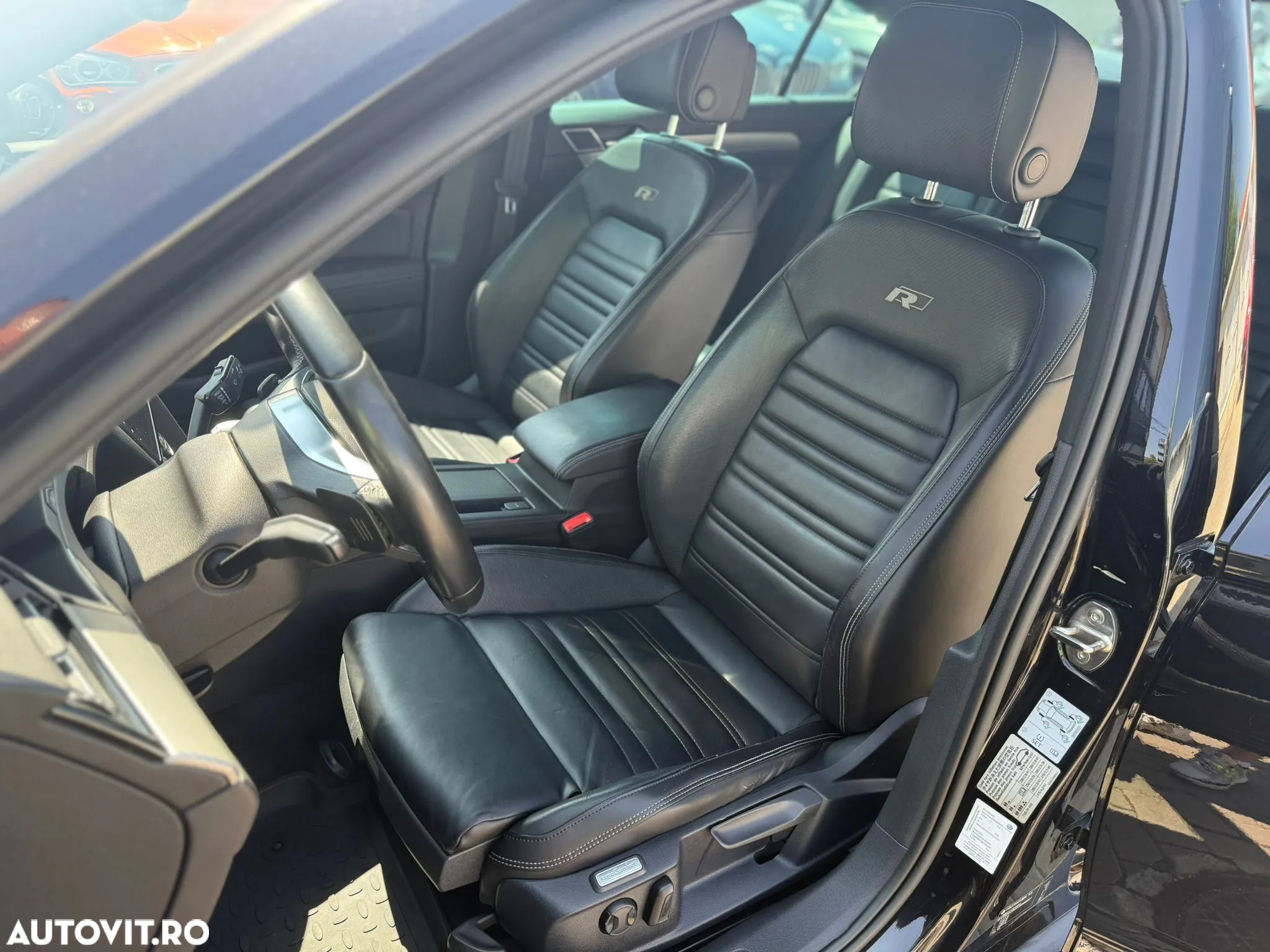 Volkswagen Passat 2.0 TDI DSG R Executive - 30