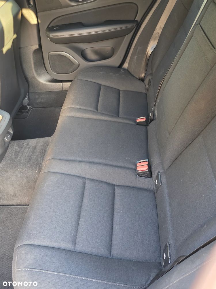 Volvo V60 B4 D Inscription - 16