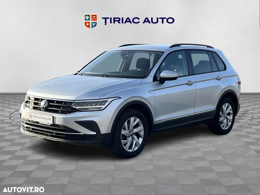 Volkswagen Tiguan - 2