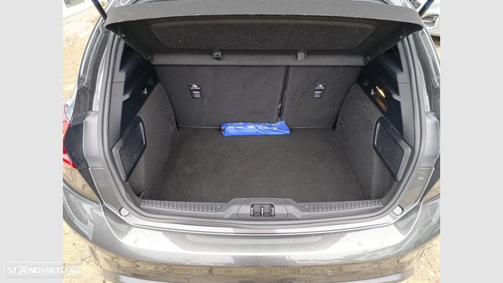 Ford Focus 1.0 EcoBoost MHEV ST-Line - 13