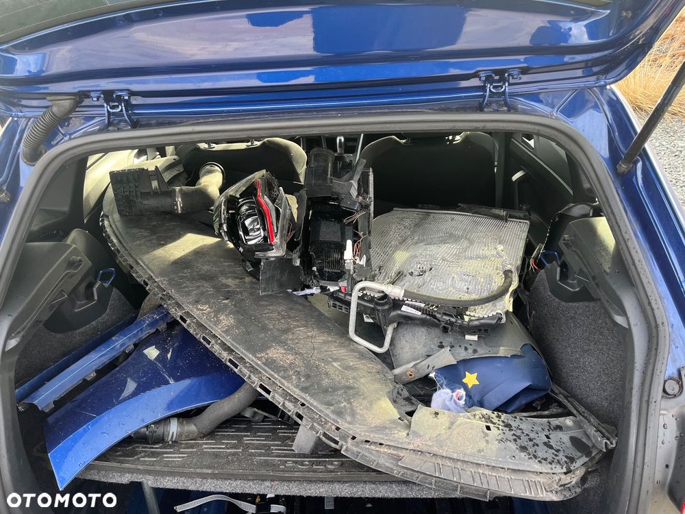 Volkswagen Polo 2.0 TSI DSG GTI - 5