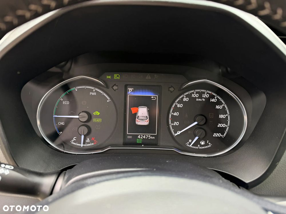 Toyota Yaris Hybrid 100 Sol - 17