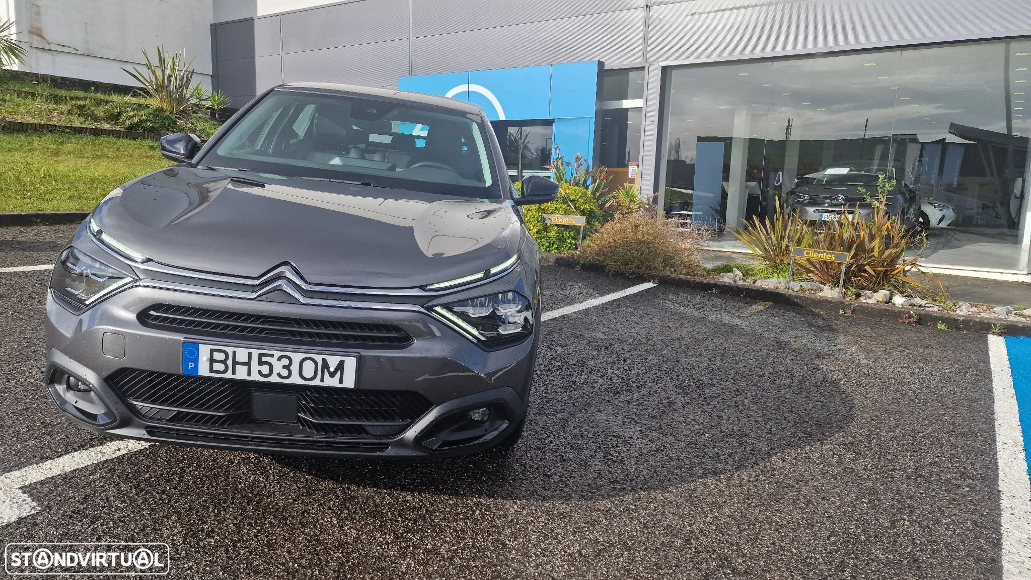 Citroën C4 1.2 PureTech Plus - 1