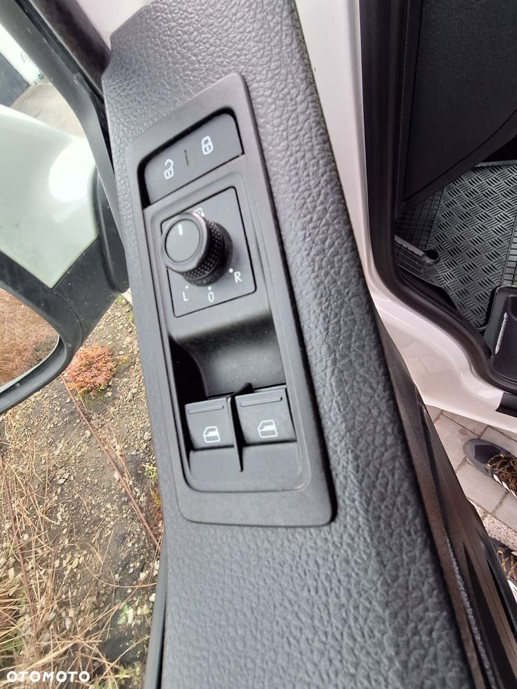 Volkswagen Caravelle 2.0 TDI L1 Highline DSG - 29