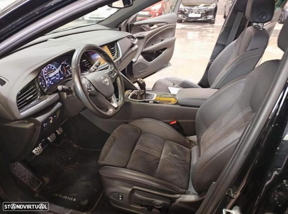 Opel Insignia Sports Tourer - 4