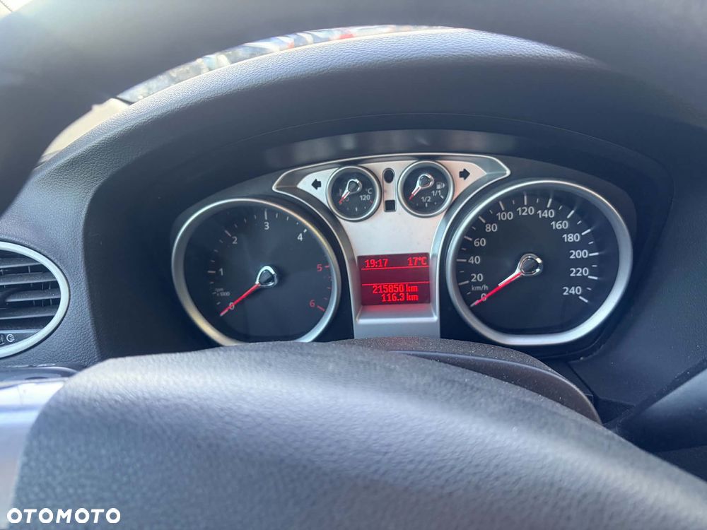 Ford Focus 1.8 TDCi Ambiente - 11