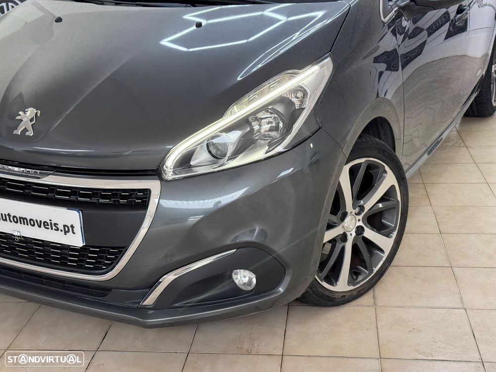 Peugeot 208 1.2 PureTech Allure EAT6 - 4