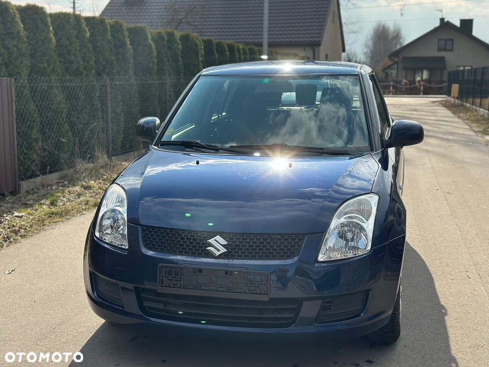 Suzuki Swift - 4