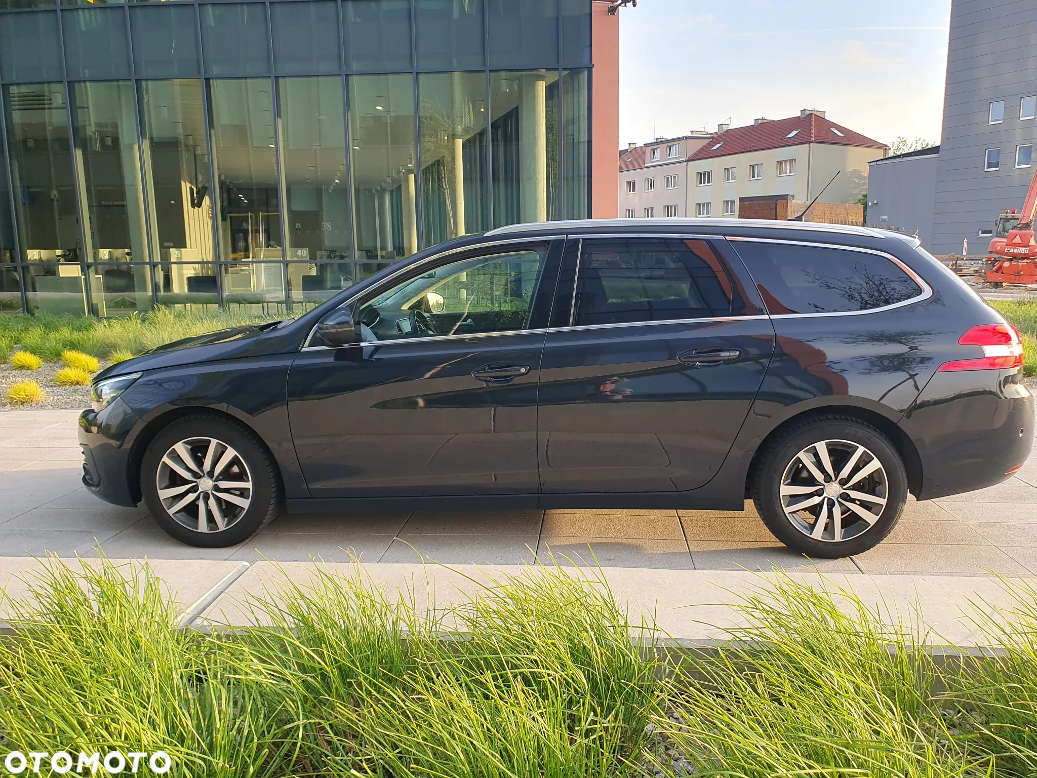 Peugeot 308 1.5 BlueHDi Allure Pack S&S - 10