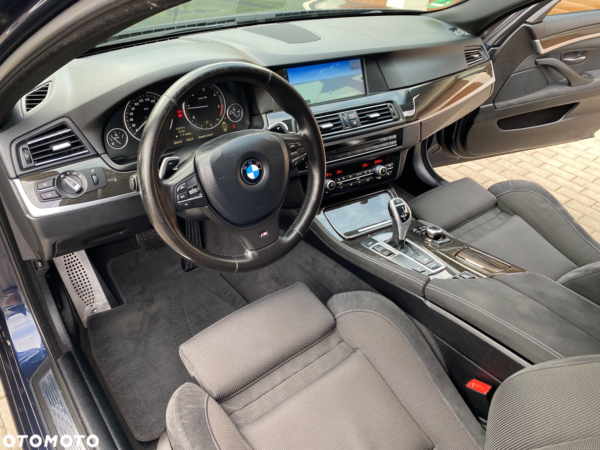 BMW Seria 5 520d Touring Sport-Aut - 8